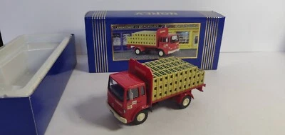 NOREV CAMION BRASSEUR RENAULT KRONENBOURG 1/43 Coffret Boite Bleue plastic V1617 - Photo 1/4