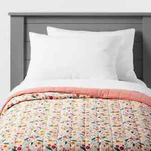Garden Floral Cotton Kids' Quilt - Pillowfort™-Size Twin