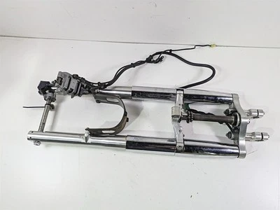 Conjunto de Pinças de Árvore Tripla do Garfo Dianteiro Shadow Ace 2001 Honda VT750 51400-MBA-611 - Imagem 1 de 4