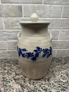 Salmon Falls Stoneware Onion Keeper 2000 Blueberry Vine Pattern - Picture 1 of 10