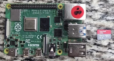 Procesador Raspberry Pi 4 8 GB Modelo B 64 bits Quad Core Cortex-A72 8 GB RAM 64 GB SD Foto 1 de 3