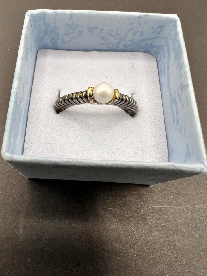 Anillo de perlas con detalles de plata de ley y oro de 14K - tamaño 8,5 - marca 925 y T&C 14K Foto 1 de 4
