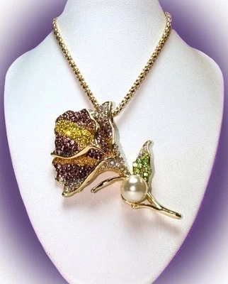 Beautiful & Sparkly! Betsey Johnson Crystal & Pearl ~Peace Lily ~Flower Necklace - Image 1 of 4
