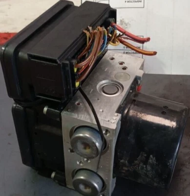 BMW 2008 montaje de bomba ABS de freno antibloqueo tracción trasera desde sedán 12/7 genuino OEM Foto 1 de 4