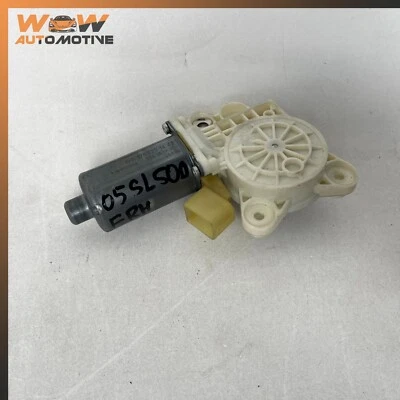 03-14 MERCEDES-BENZ R230 SL500 FRONT RIGHT SIDE DOOR WINDOW REGULATOR MOTOR OEM - Image 1 of 4