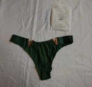 Cute Green Underwear Women's Size XL. New In Bag. Gold Accents - Picture 1 of 9