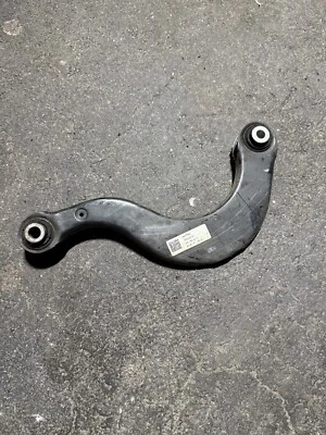 2018-2022 Volkswagen Tiguan OEM FWD Right Left Rear Upper Control Arm 5Q0505323 - Image 1 of 4