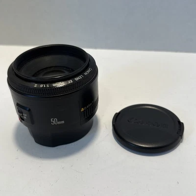 Lente Canon EF 50mm f/1.8 II 0.45m/1.5ft AF/MF com 2 tampas FUNCIONA  - Imagem 1 de 4