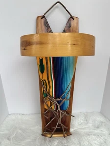 Cuna vintage de cedro papoose con lazos de cuero y manta Serape mexicana - Imagen 1 de 14
