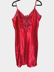 Fredericks of Hollywood Red Lace 1X Chemise Nightie Y2K Holiday Valentines Sexy - Picture 1 of 9
