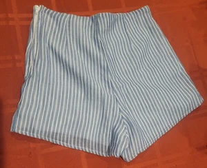 Charlotte Russe Damen Shorts blau gestreift Größe XS - Bild 1 von 7