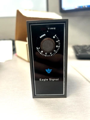 DG100 Miniflex Series Solid-State Timer Eagle Signal Controls - Image 1 of 3