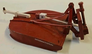 Vintage ERTL 1/16 International Red Metal Mower Deck Parts Repair No Front Wheel - Picture 1 of 9