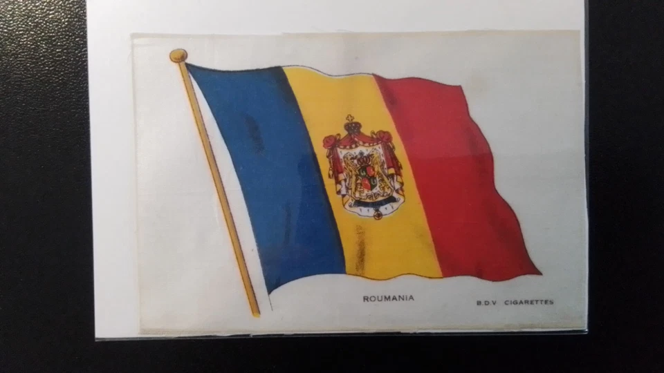 GODFREY PHILLIPS BDV SILKS. NATIONAL FLAGS,  ROUMANIA , 150mm X 100mm, MEDIUM. - Image 1 of 1