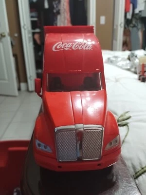 New Ray Kenworth Semi Truck trailer Coca Cola 1:32 Scale diecast used loose - Image 1 of 4