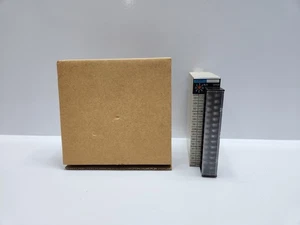 OMRON C200H-AD003 A/D UNIT - Picture 1 of 10