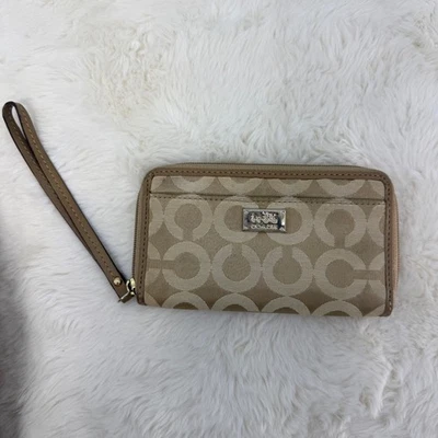 Coach Op Art Signature Canvas Wristlet Wallet Beige/Tan Color Corner Zip - Image 1 of 4