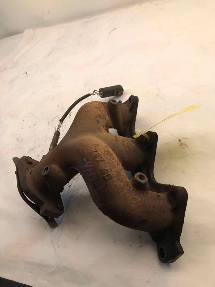 Chrysler Cirrus 1995-1996 2,5 L 6 cilindros colector de escape lado del conductor izquierdo derecho Foto 1 de 4