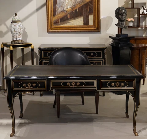 Stunning Louis XV Executive Writing Desk Black and Gold with Leather and Brass Cover