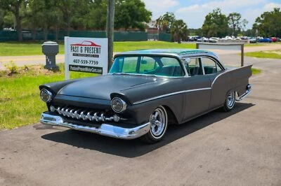 Ford Fairlane 1957 Custom Classic con 292 bloque Y Foto 1 de 4