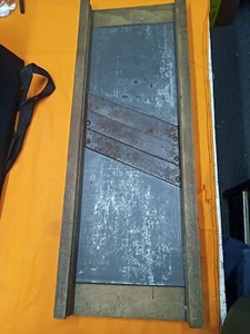 Antiguo CORTADOR DE HIERBAS de madera primitivo repollo * Sin caja de corte * Raro 3 hojas - Imagen 1 de 16