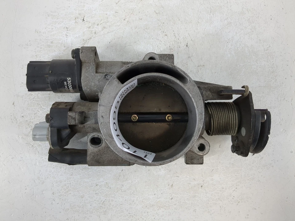 Corpo do acelerador F5RGU 2001-2004 Jeep Grand Cherokee - Imagem 1 de 4