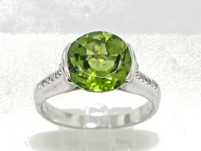 Peridot Ring 585 Weißgold 14Kt Gold natürlicher Peridot 4ct   14 Brillanten - Bild 1 von 4