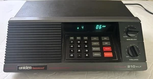 Uniden Bearcat 210 XLT Scanner - Zdjęcie 1 z 14