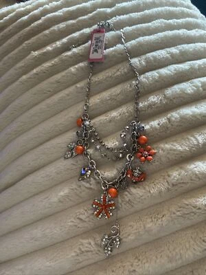 Ожерелье Betsey Johnson с коралловым оранжевым гламурным кристаллом цветком серебряным жуком пчелой сердцем - Изображение 1 из 4