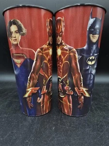 The Flash 2023 Movie 2 Cups Batman Supergirl Michael Keaton Calle Ezra Cinemark  - Bild 1 von 10