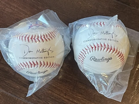 Don Mattingly Rawlings Facsimile Autographed Auto Commemorative Baseball Lot (2) Cover
