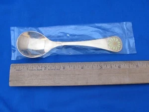 CUCHARA DE FLOR GEORG JENSEN Dinamarca esmalte de ley dorado-1973-en envoltura sin abrir - Imagen 1 de 5