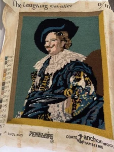 Seltener lachender Kavalier 12x16 Wollteppich Nadelspitze ungerahmt England - Bild 1 von 12