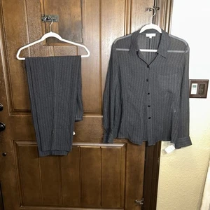 Giorgio Armani Le Collezioni Suit Womens Size 10 Gray Silk Like Linen MSRP $1100 - Picture 1 of 13