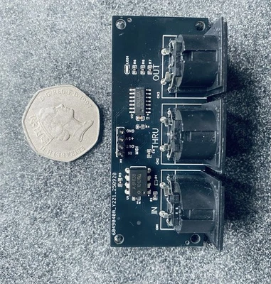 Midi Breakout Board In Out Thru - Bild 1 von 3