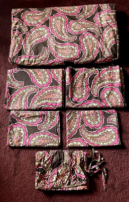 Pottery Barn Teen Cameron Twin Duvet w/3 Pillow Cases & 2 Long Curtains 6 Pc Set - Image 1 of 4