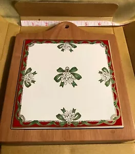 Waterford Holiday Trivet Fine China made in Japan - Foto 1 di 4
