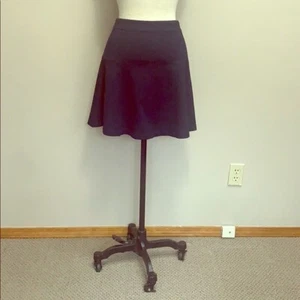 Navy Blue Banana Republic Rayon Knit Full Circle Mini Skater Skirt Size 8 - Picture 1 of 3