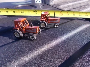 Pair Hesston Tractors 980DT 1180DT tractor 1/64 Scale. - Picture 1 of 8