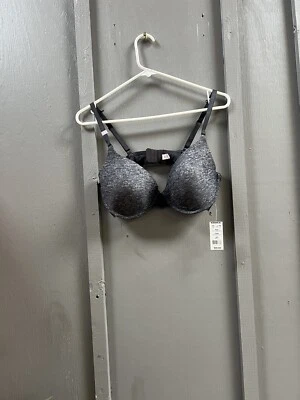 Sujetador SO Juniors Intimates gris carbón con detalles de encaje talla 38D Foto 1 de 4