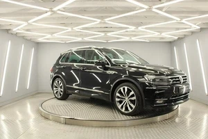 2018 Volkswagen Tiguan 2.0 TSI R-Line SUV 5dr Petrol DSG 4Motion Euro 6 (s/s) (1 - Picture 1 of 24