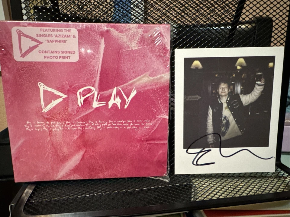 Ed Sheeran – Play NEW Limited Compact Disc, CD, Signed Insert, Atlantic, 2025 Foto 1 de 1