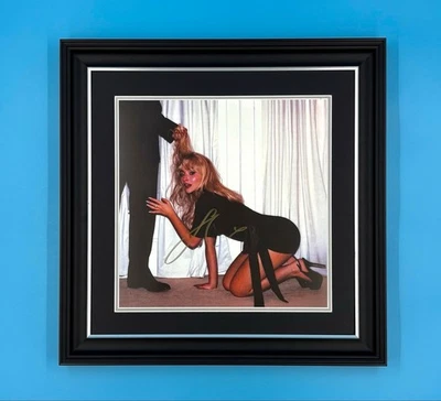 Sabrina Carpenter Signed Photo Framed & COA Music Auto Mans Best Friend Poster - Image 1 of 4