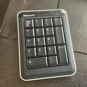 Podkładka numeryczna Microsoft Bluetooth - Zdjęcie 1 z 4