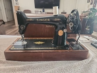 Máquina de coser Singer modelo 66k número de serie Y7968637 Foto 1 de 4