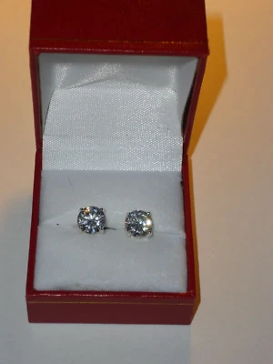 Bonitos pendientes de diamantes de alta costura lulu rose de 2 quilates enchapados en plata Foto 1 de 2