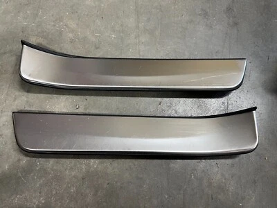 2014-2018 2019 Infiniti Q50 Red Sport Rear Interior Door Scuff Plates OEM #0906 Foto 1 de 4