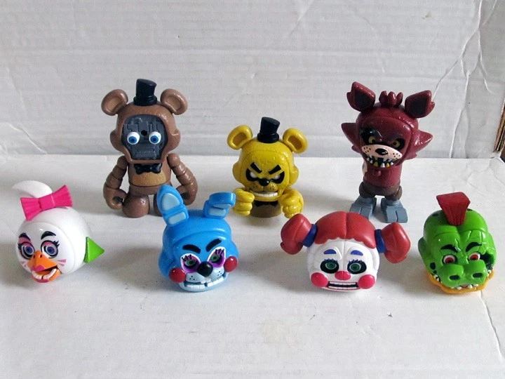 FIVE NIGHTS AT FREDDY'S - LOTE DE PIEZAS INSTANTÁNEAS - Freddy Foxy Chica Bonnie Baby Gator Foto 1 de 1