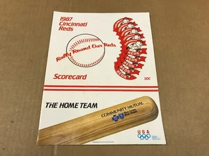 Vintage 1987 Cincinatti Reds Scorecard Booklet - Picture 1 of 4