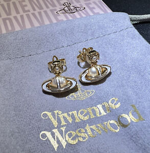 Vivienne Westwood Nana 3D Pearl Earrings Stud Gold Tone～A12
